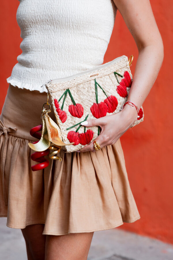Clutch Cherry
